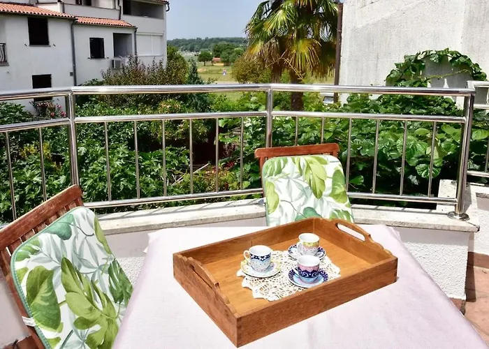 Mak Charming Close To The Sea Funtana